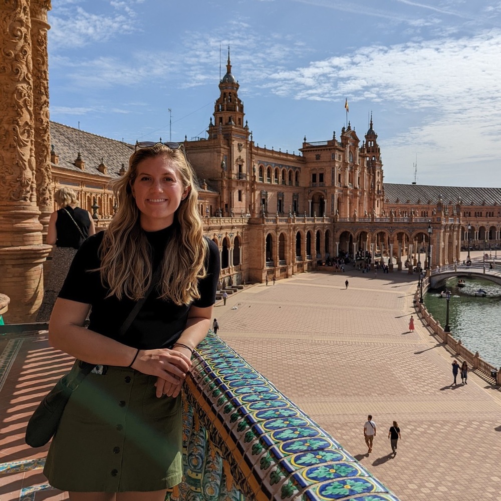Meet your Posher, Brianna